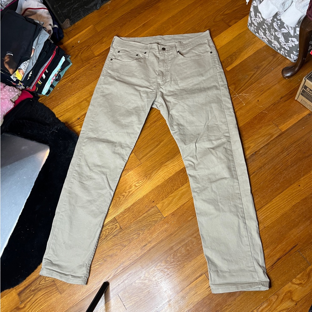 Tan Levi’s Khakis Size 34W 32L